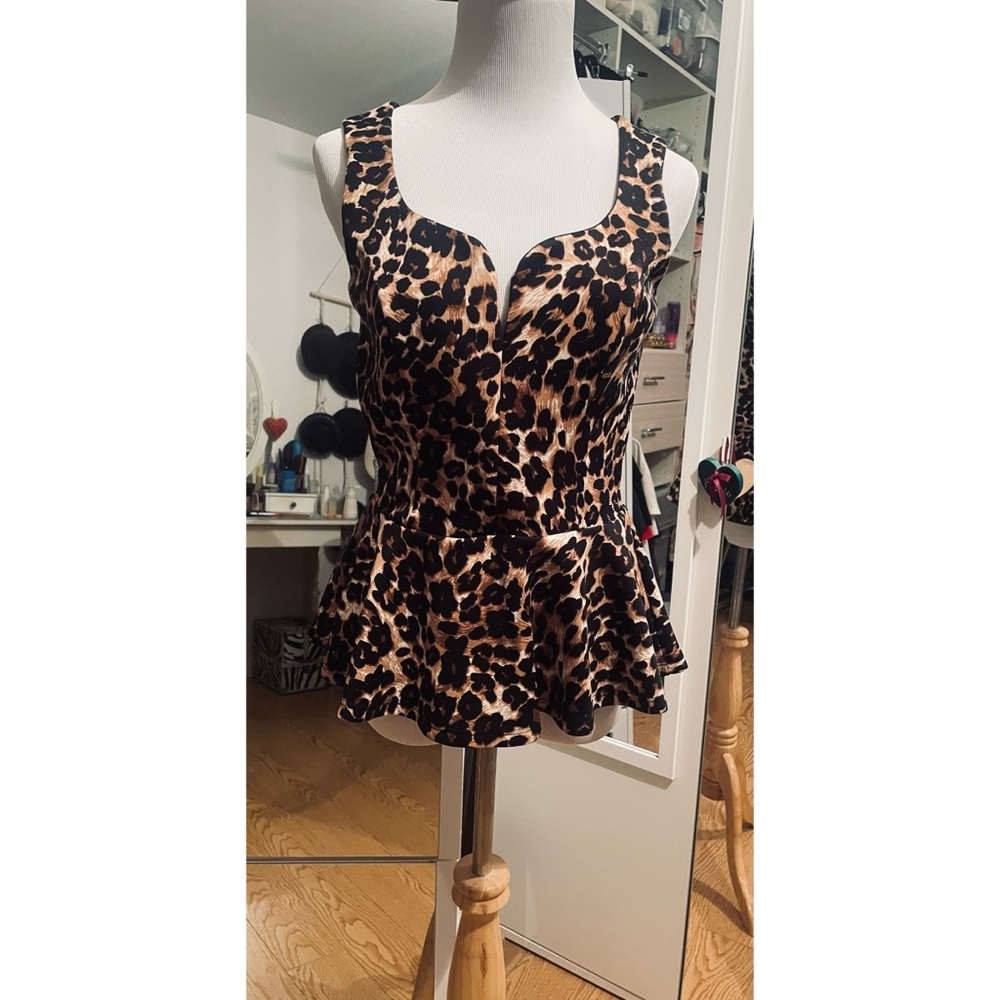 Mystic Leopard Print Peplum Blouse Size Medium